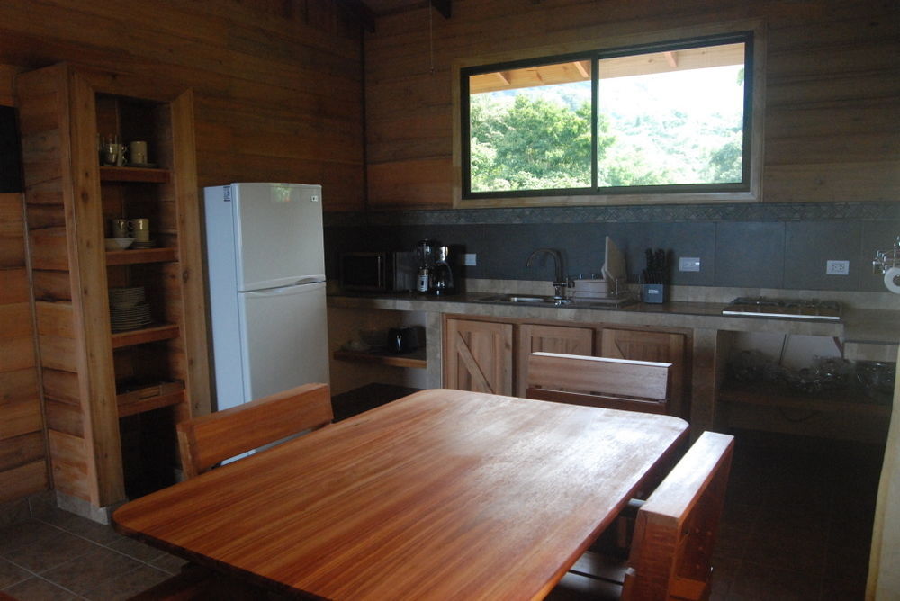 Отель Many'S House Ballena Экстерьер фото